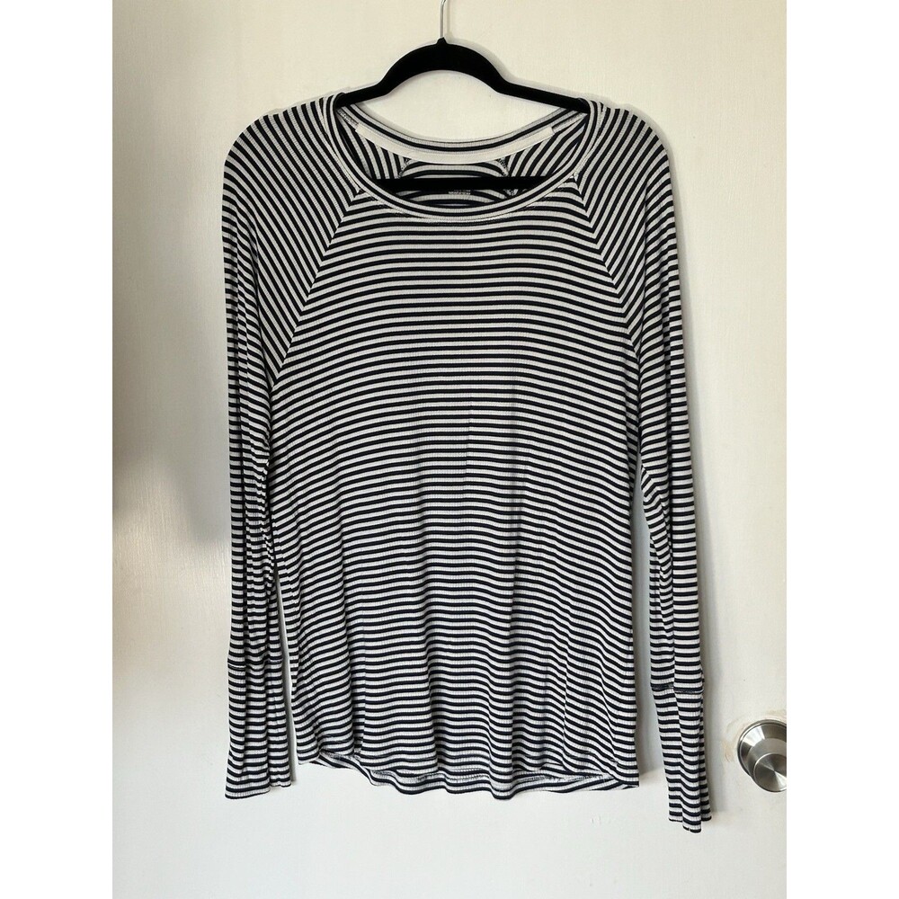 OFFLINE by Aerie Women's L Black & White Long Sleeve Layer T-Shirt  Thumb Holes